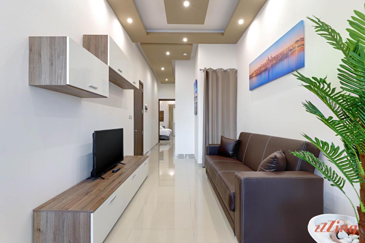 Luxurious Duplex Seafront Apt W Amazing Sea Views Birżebbuġa Extérieur photo